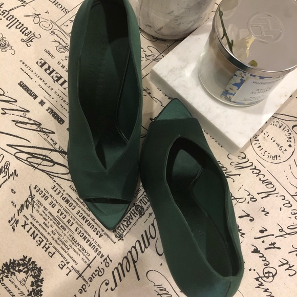 BURBERRY Womens Shoes PRORSUM EMERALD JADE - Picture 4 of 14